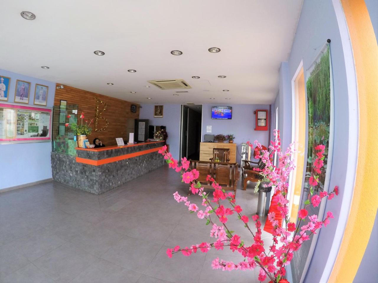 Hotel Bestari Kuala Lipis Dış mekan fotoğraf